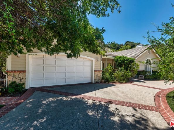 17040 Rancho Street, Encino CA 91316