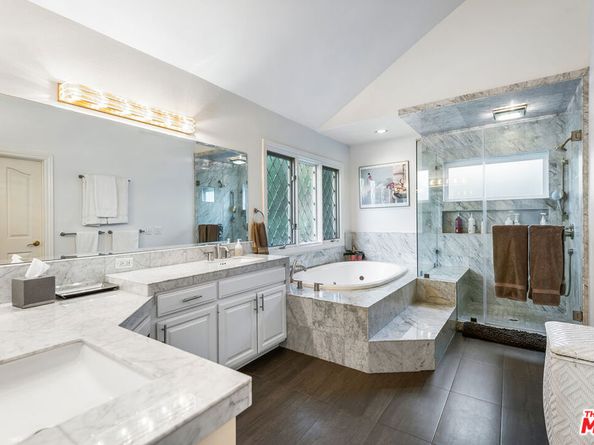 17040 Rancho Street, Encino CA 91316