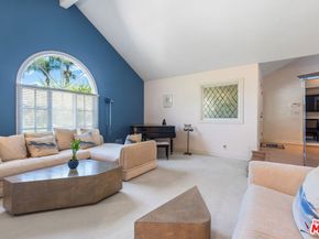 17040 Rancho Street, Encino CA 91316