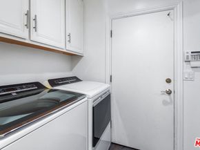 17040 Rancho Street, Encino CA 91316