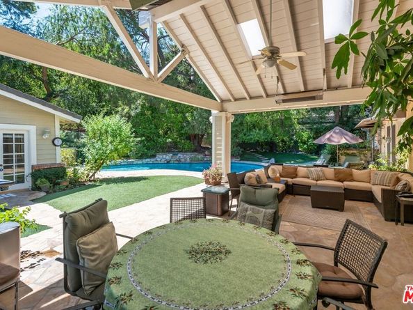 17040 Rancho Street, Encino CA 91316