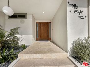 5810 S Halm Avenue, Los Angeles CA 90056