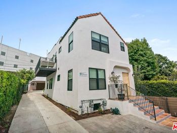 8587 Rugby Drive