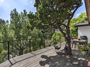 2652 Byron Place, Los Angeles CA 90046