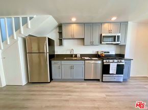 14 Mast Street, Marina Del Rey CA 90292