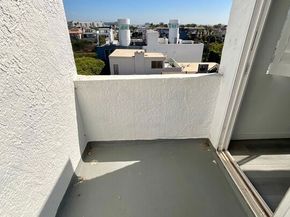 14 Mast Street, Marina Del Rey CA 90292