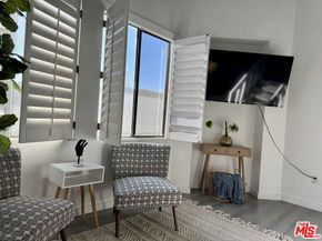 14 Mast Street, Marina Del Rey CA 90292