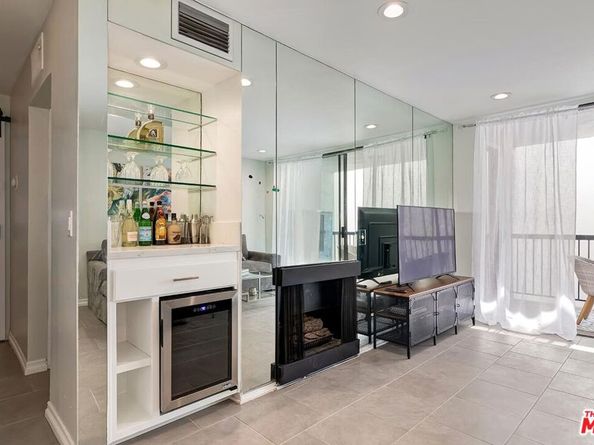 906 N Doheny Drive 418, West Hollywood CA 90069