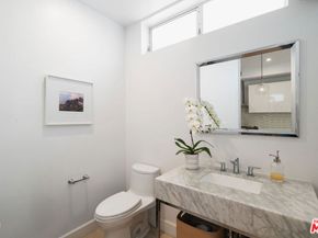 1752 Stoner Avenue, Los Angeles CA 90025