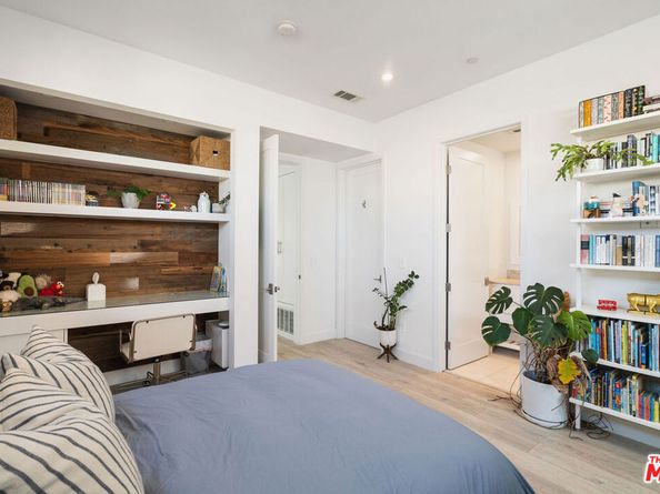 1752 Stoner Avenue, Los Angeles CA 90025