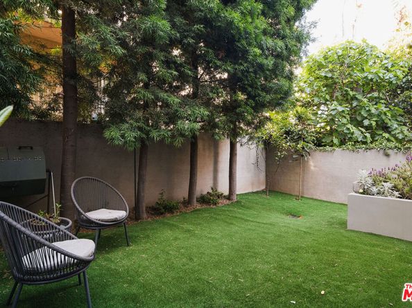 1752 Stoner Avenue, Los Angeles CA 90025
