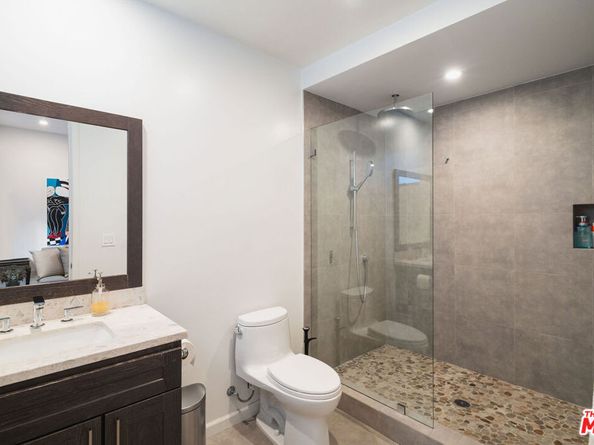 1752 Stoner Avenue, Los Angeles CA 90025