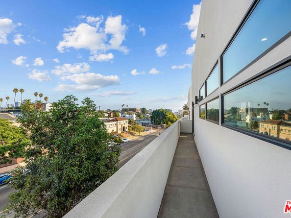 2600 N Glassell Street, Los Angeles CA 90026