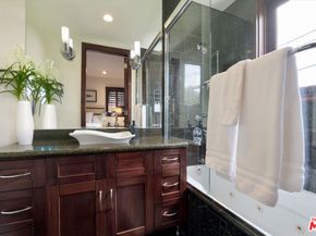 8835 Evanview Drive, Los Angeles CA 90069