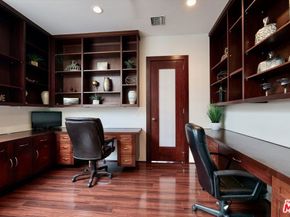 8835 Evanview Drive, Los Angeles CA 90069