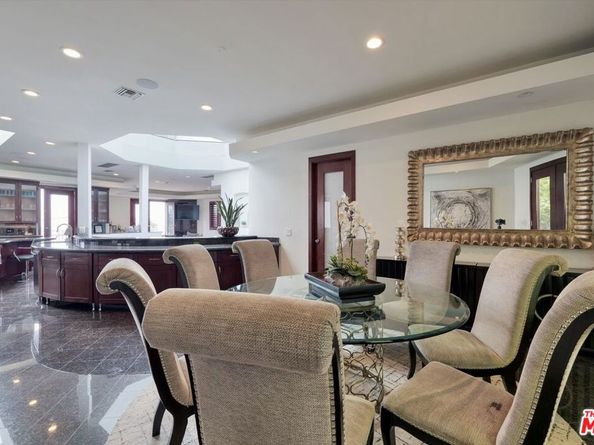8835 Evanview Drive, Los Angeles CA 90069
