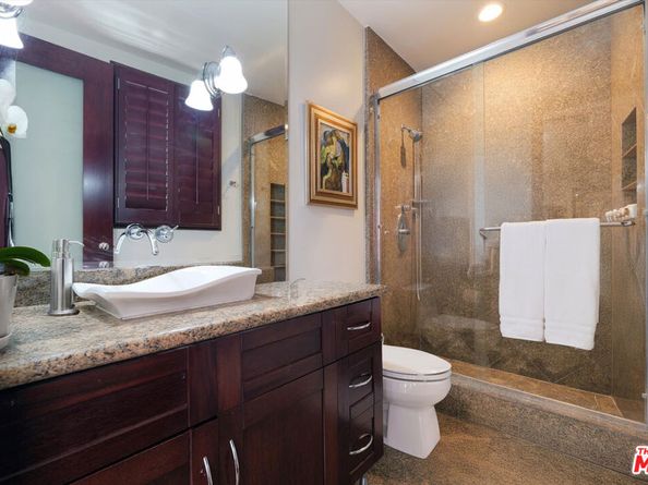 8835 Evanview Drive, Los Angeles CA 90069