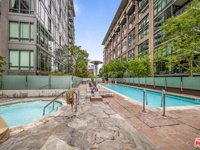 1100 S Hope Street 1501, Los Angeles CA 90015