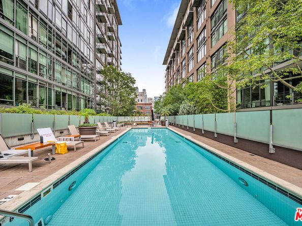 1100 S Hope Street 1501, Los Angeles CA 90015