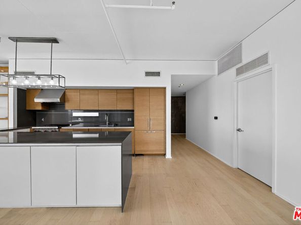 1100 S Hope Street 1501, Los Angeles CA 90015