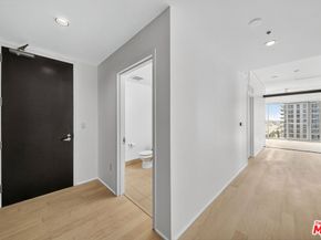 1100 S Hope Street 1501, Los Angeles CA 90015