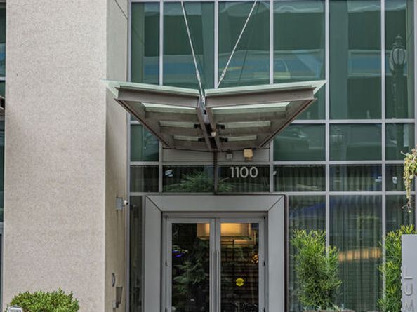 1100 S Hope Street 1501, Los Angeles CA 90015