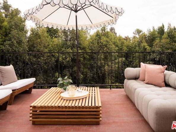 2246 N Edgemont Street, Los Angeles CA 90027