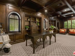 4705 Los Feliz Boulevard, Los Angeles CA 90027