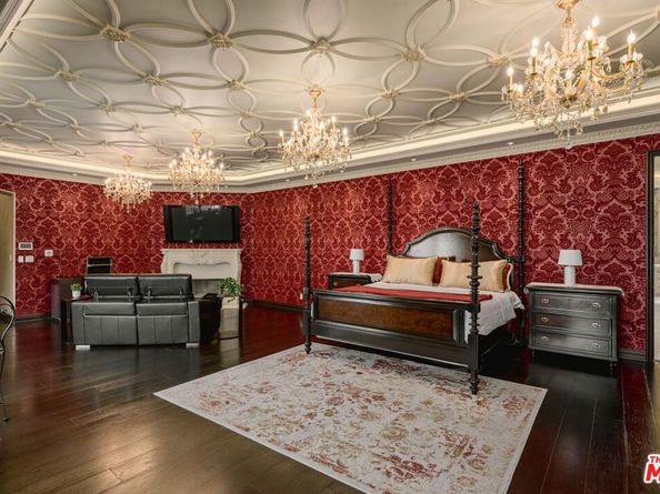 4705 Los Feliz Boulevard, Los Angeles CA 90027