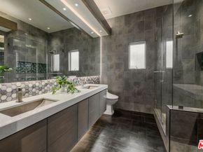 4705 Los Feliz Boulevard, Los Angeles CA 90027