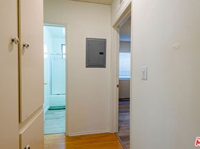 432 S Sherbourne Drive, Los Angeles CA 90048