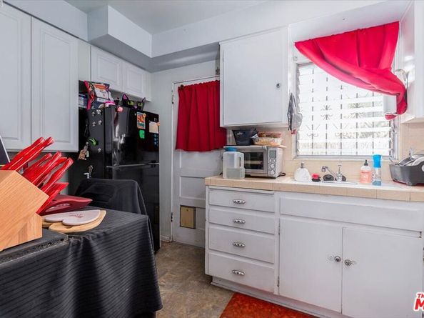 3115 Curts Avenue, Los Angeles CA 90034