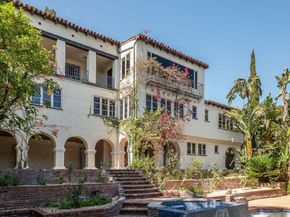 7464 Hillside Avenue, Los Angeles CA 90046