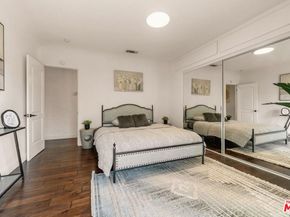 828 S Sunset Canyon Drive, Burbank CA 91501