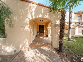 828 S Sunset Canyon Drive, Burbank CA 91501