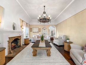 828 S Sunset Canyon Drive, Burbank CA 91501