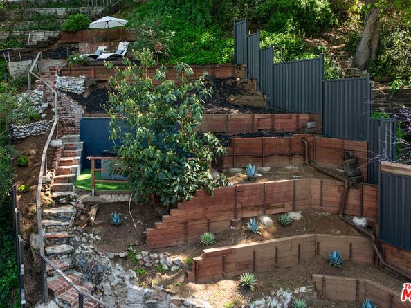 2020 Rosilla Place, Los Angeles CA 90046