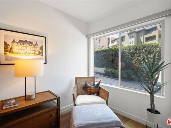 7250 Franklin Avenue 101, Los Angeles CA 90046