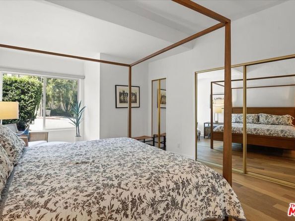 7250 Franklin Avenue 101, Los Angeles CA 90046