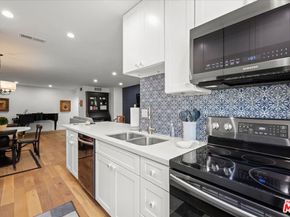 7250 Franklin Avenue 101, Los Angeles CA 90046