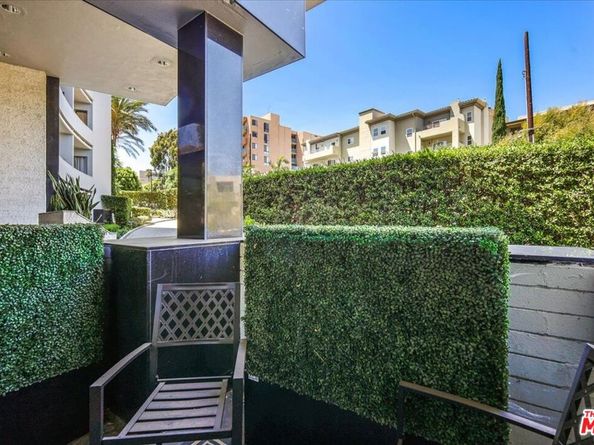 7250 Franklin Avenue 101, Los Angeles CA 90046