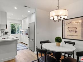 7250 Franklin Avenue 101, Los Angeles CA 90046