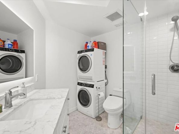 7250 Franklin Avenue 101, Los Angeles CA 90046