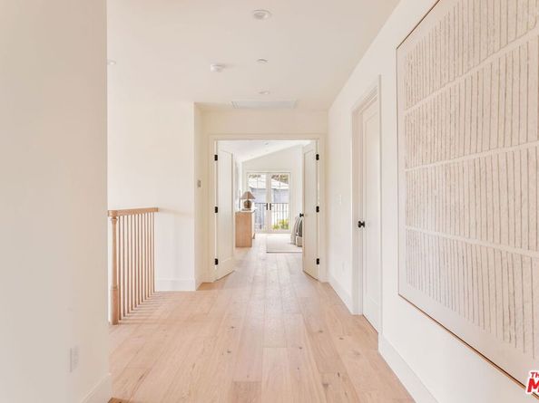 2455 23rd Street, Santa Monica CA 90405