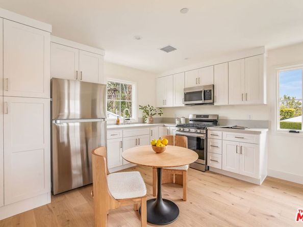 2455 23rd Street, Santa Monica CA 90405