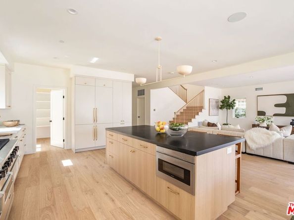 2455 23rd Street, Santa Monica CA 90405