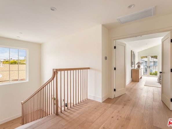 2455 23rd Street, Santa Monica CA 90405