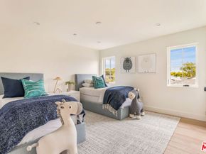 2455 23rd Street, Santa Monica CA 90405