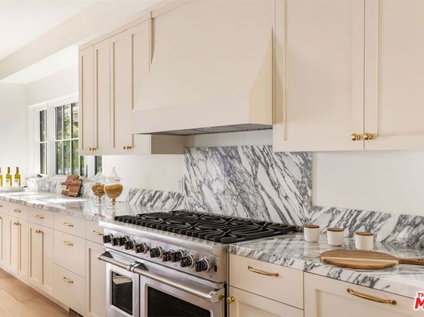 2455 23rd Street, Santa Monica CA 90405