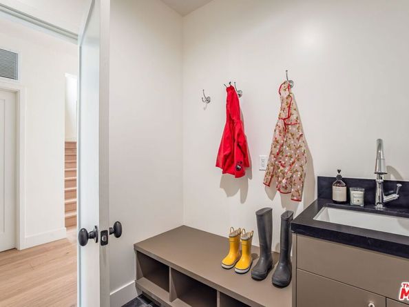 2455 23rd Street, Santa Monica CA 90405